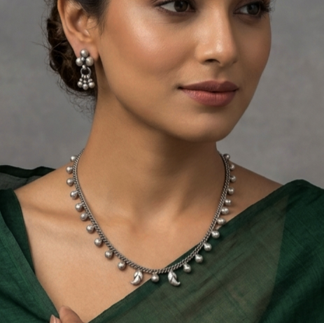 Bohemian Silver Nacklace Set